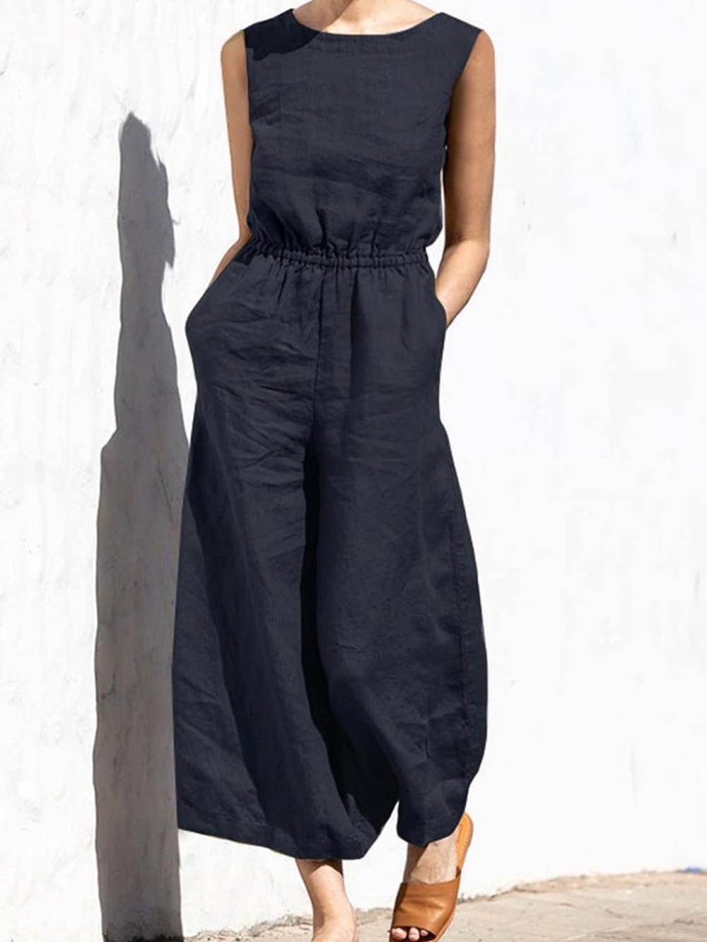Classic Black Sleeveless Women's jumpsuit
